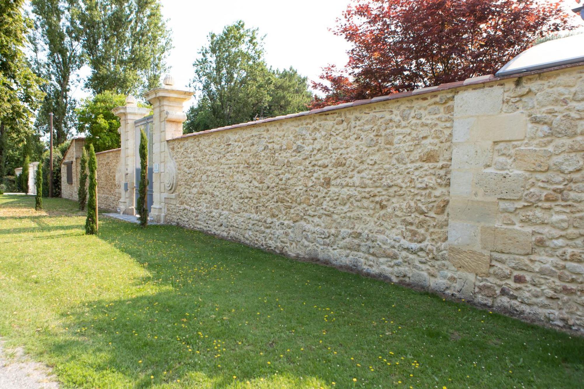 Chambres d'hôtes Domaine de Ginouilhac Le Taillan-Médoc Exterior foto
